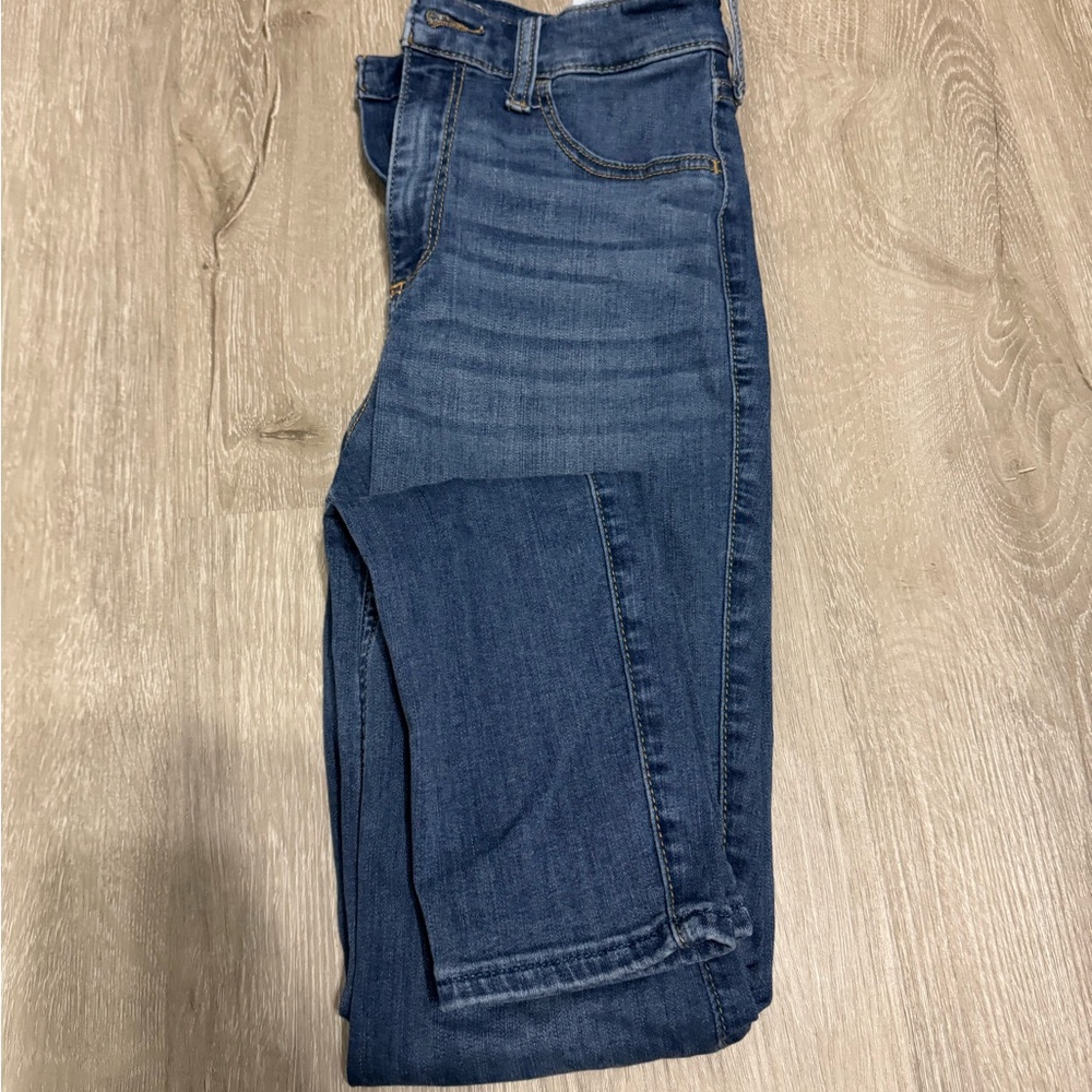 Hollister skinny jeans 3 pairs